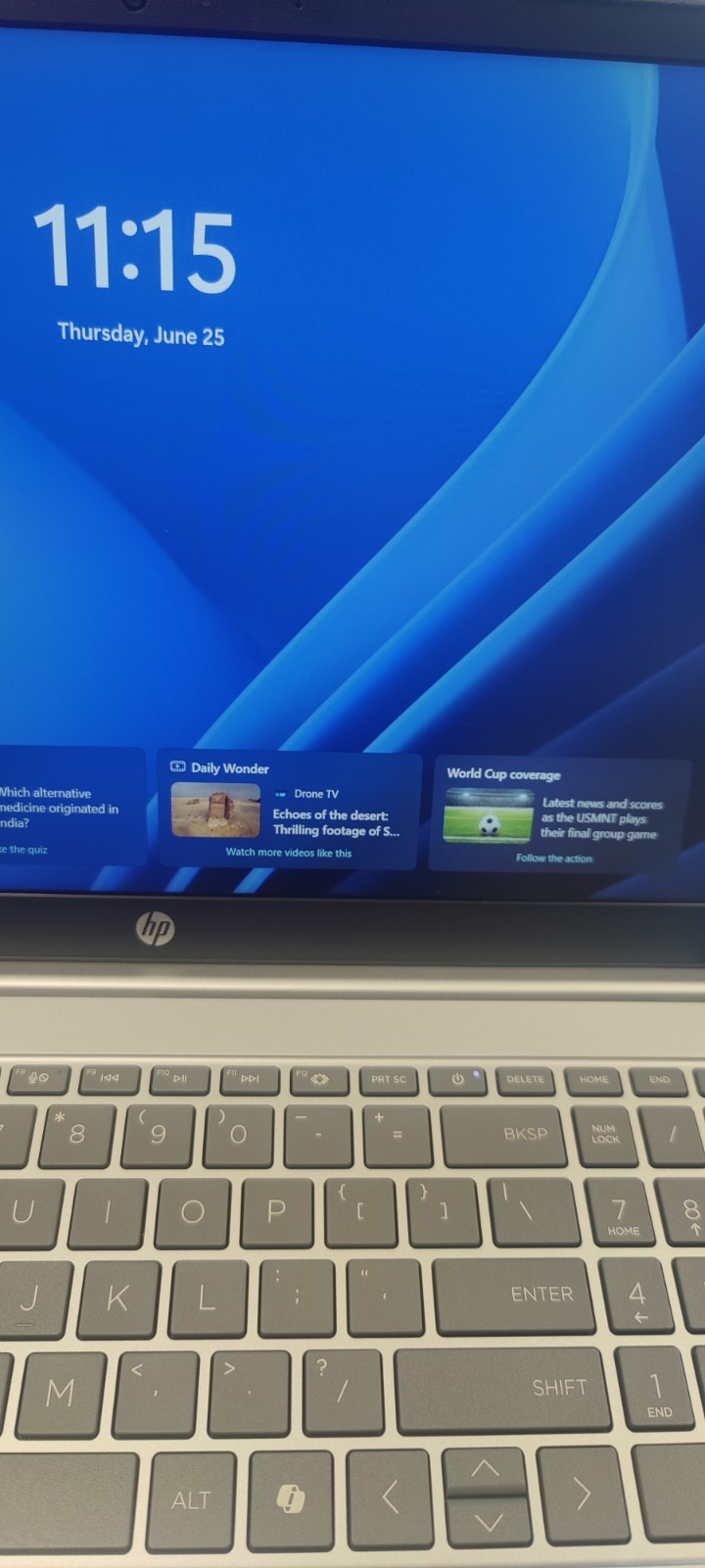 HP Laptop / 15-FC0146dx 15.6 in FHD IPS Ryzen 5 7520U 8GB 512GB SSD Win 11