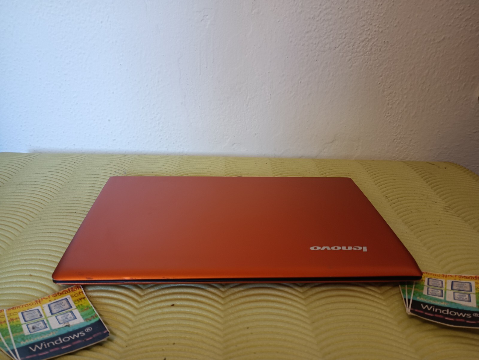 LENOVO IDEAPAD U330p 13.3″ 128gb m2 8GB I5-4210U WINDOWS 11 KEYS ILLUMINATED