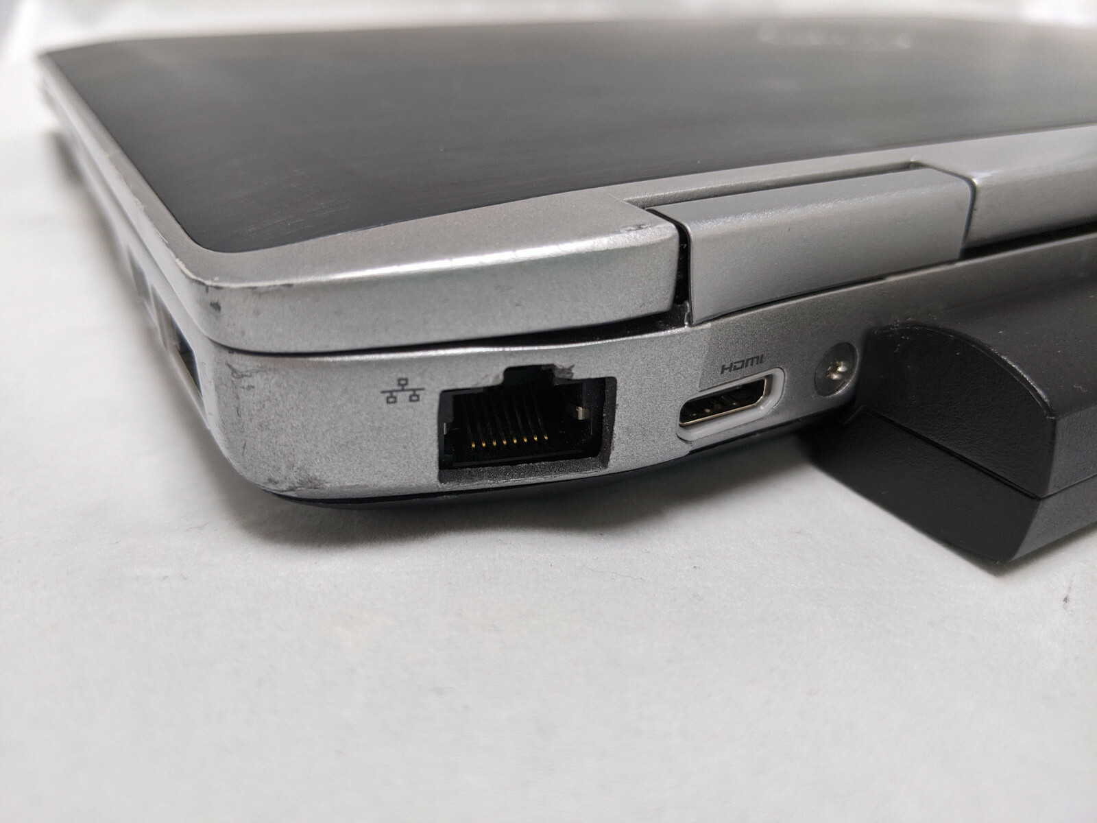 Dell Latitude E6320 Laptop i5-2520M CPU @ 2.50GHz 4GB RAM 250GB HDD Win10 Home