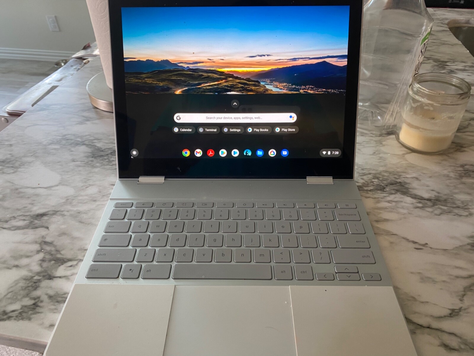 Google Pixelbook 12.3″ Multi-Touch 2-in-1 128GB SSD 8GB RAM Chromebook – Silver 