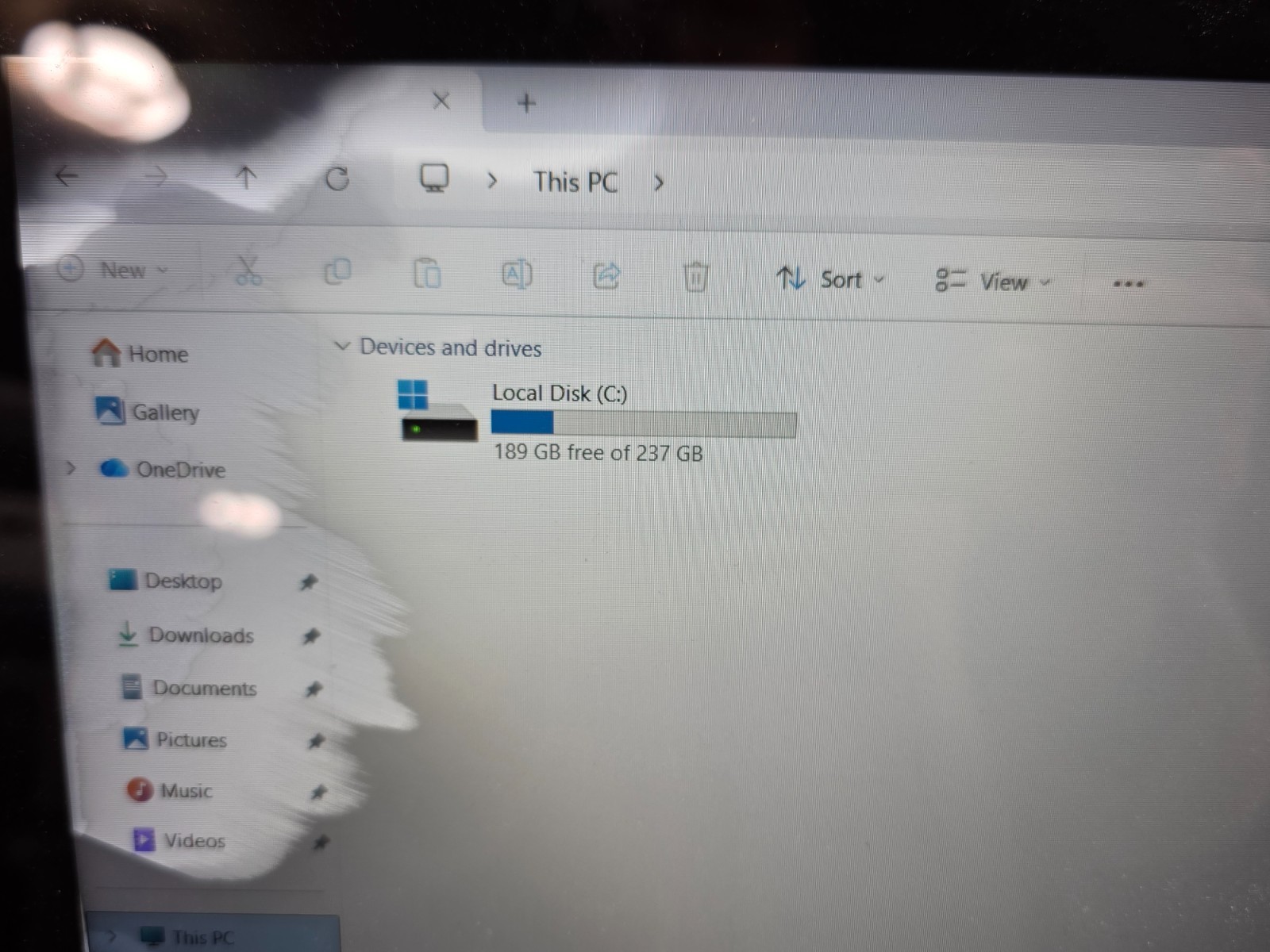 Dell Inspirion 15 7000 Series i5 8GB RAM,240 GB SSD win11 home PLEASE READ