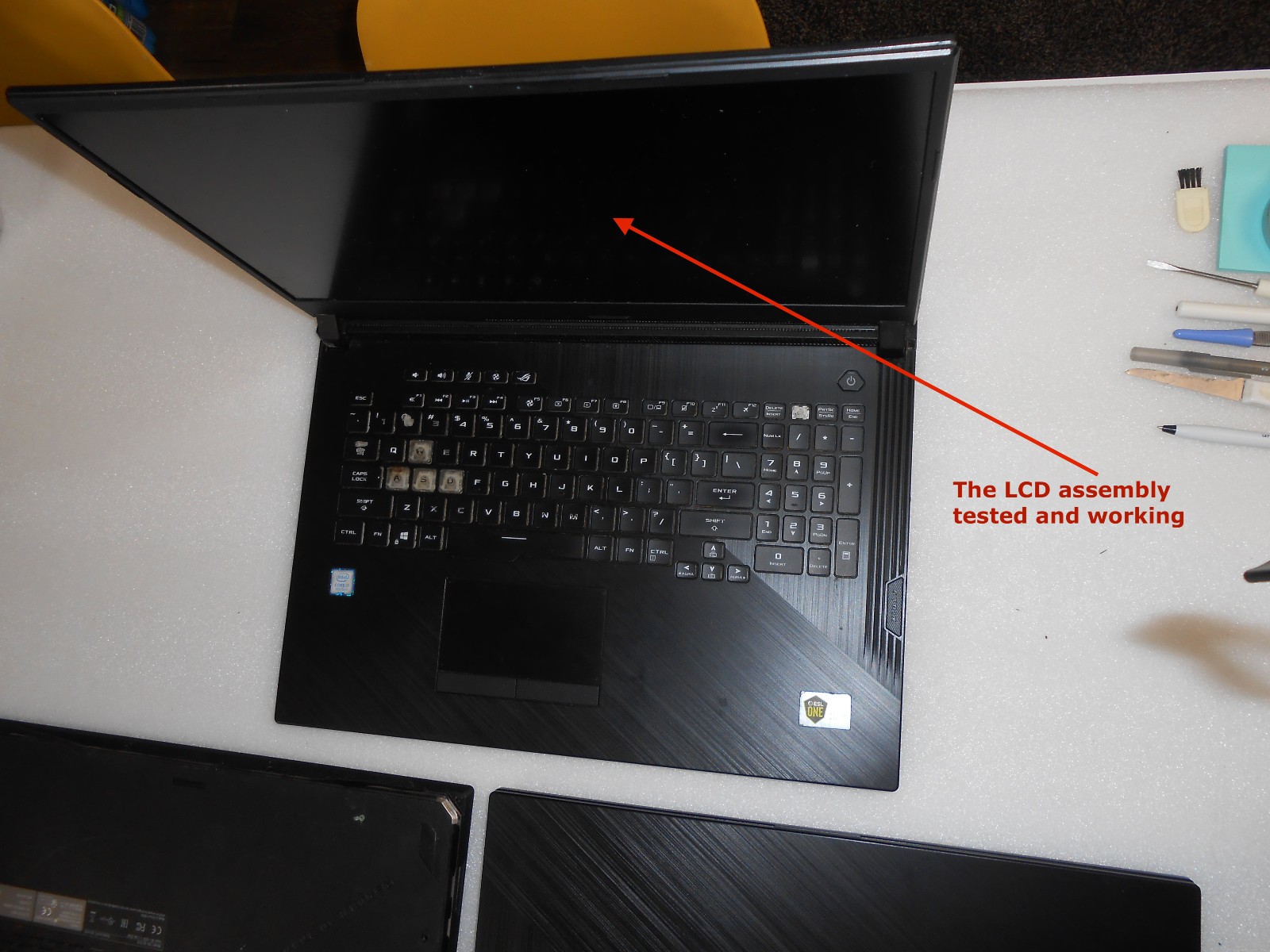 ASUS ROG Strix Dead, For Parts/Repair GL731GT-EB76