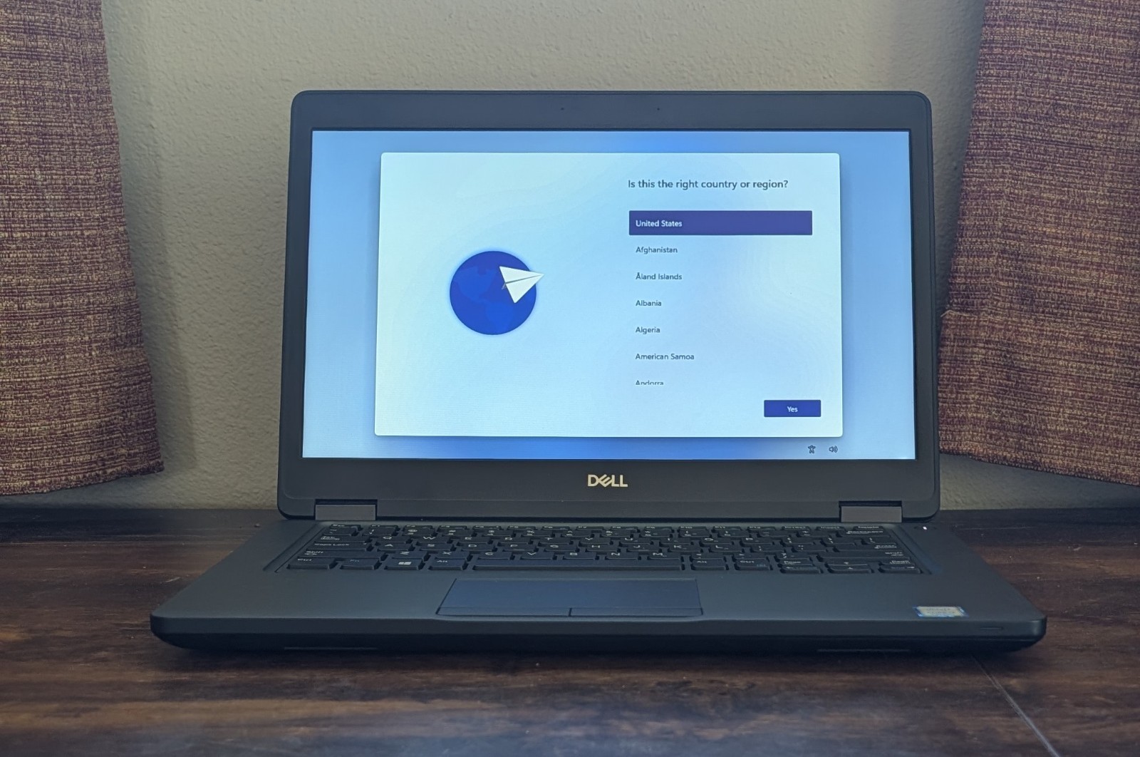 Dell Latitude 5490 i7-8650U 14″ Windows 11 Laptop 512GB HDD 16GB RAM