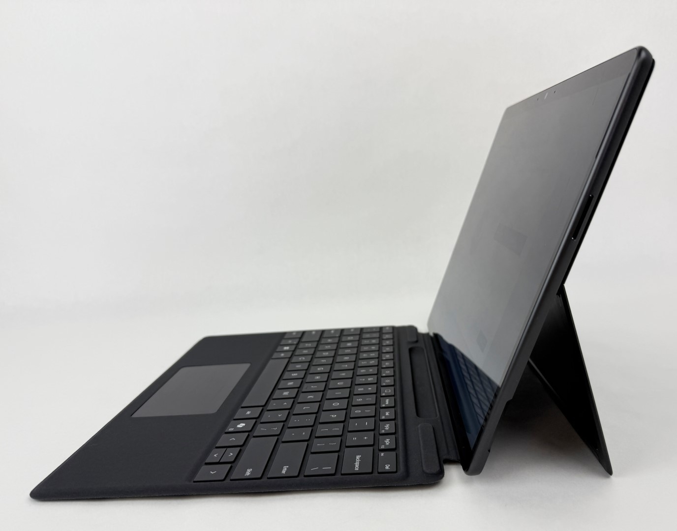 Microsoft Surface Pro 9 13″ 2880×1920 Touch i7-1255U 16GB 512GB W11H – No Pen
