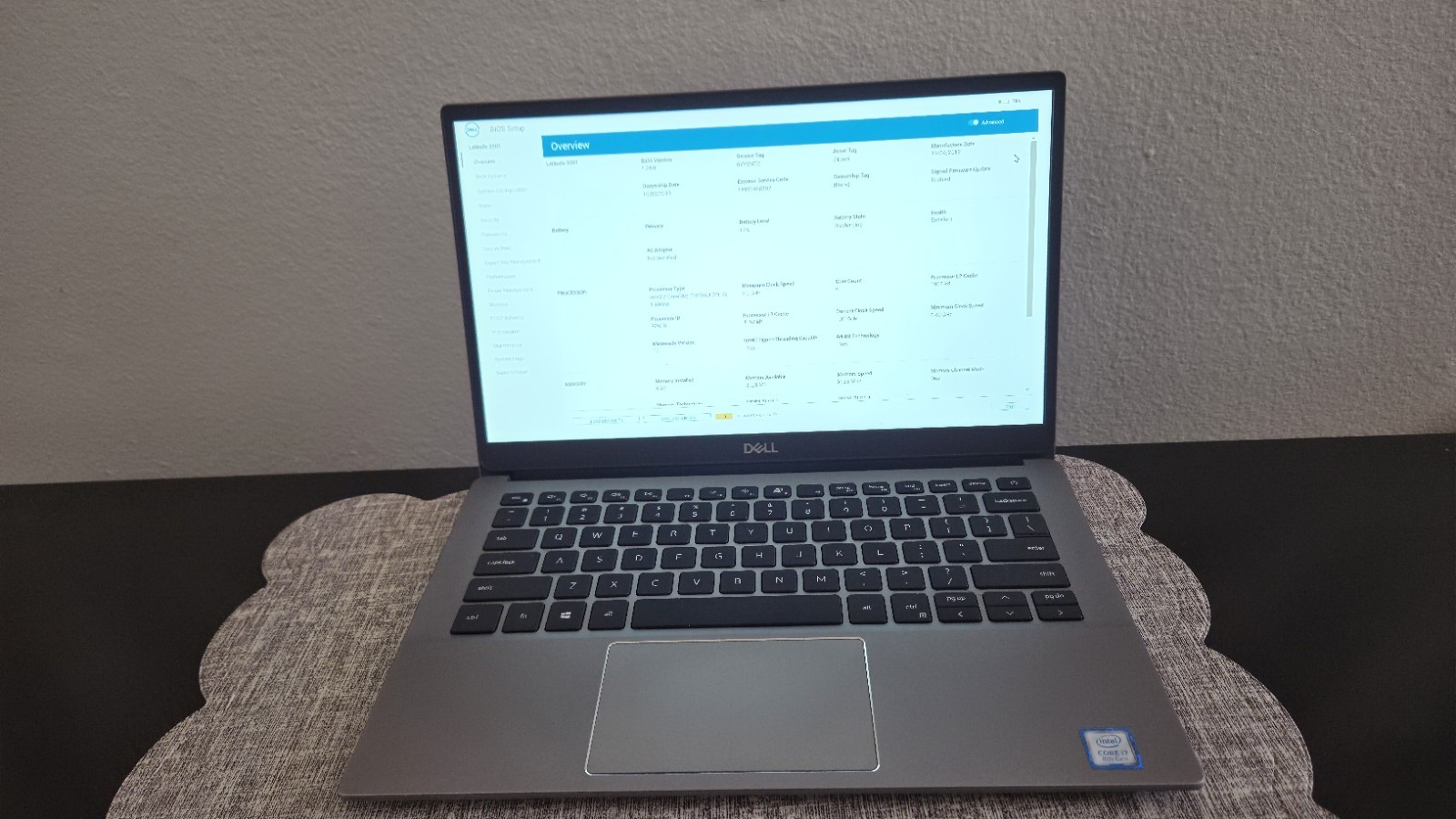 Dell Latitude 3301 P114g I7 8565U
