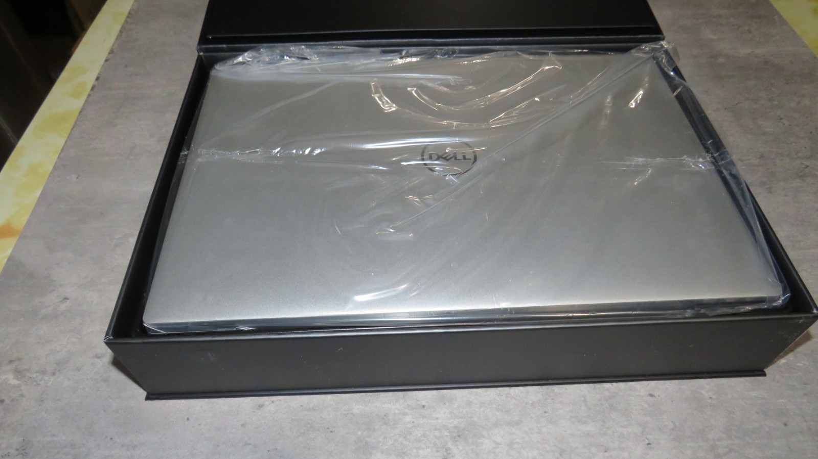 Dell XPS 13 9310 13.4″ 4k Touch (i7-1185G7, 16GB RAM, 512GB SSD, Win 10)