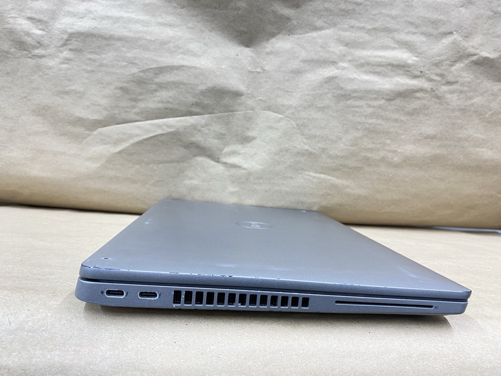 Dell Latitude 5420 – 14″ 1920×1080 – i5-1145G7 – 4GB – 256GB SSD – Win 11 Pro