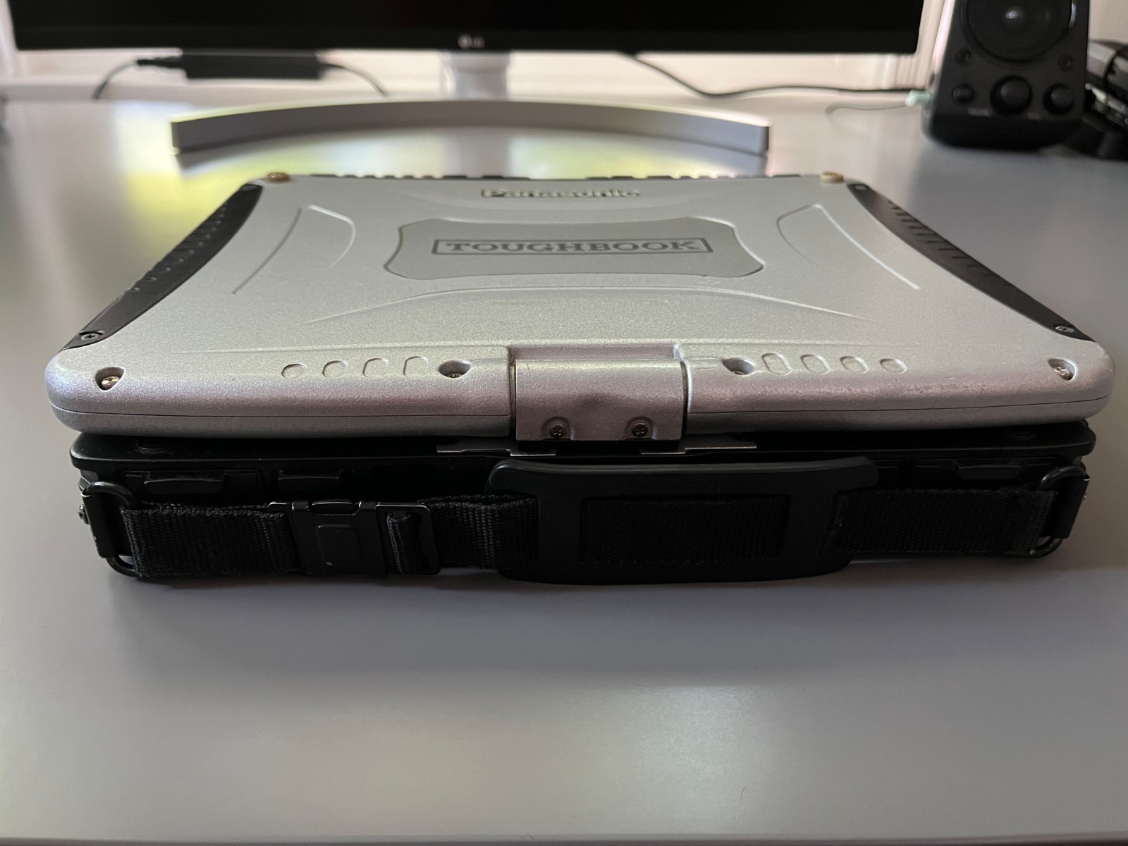 Panasonic Toughbook CF-19 MK1 256GB SSD 8GB RAM Windows 10 Pro