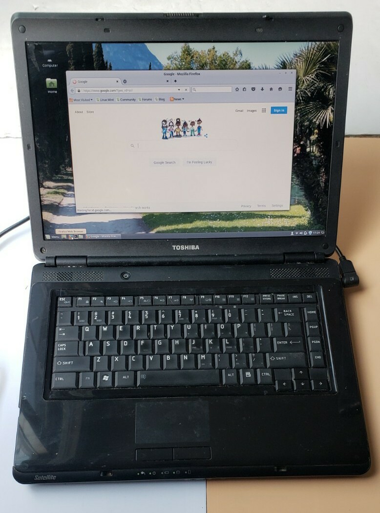 TOSHIBA SATELLITE L305-S5891 Intel Pentium Dual 2GB RAM 160GB HDD LINUX