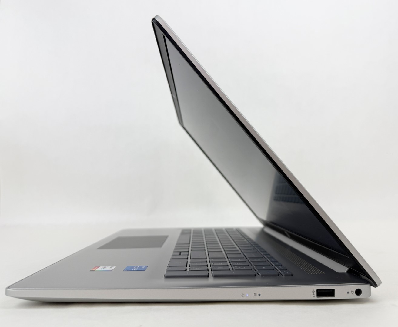 HP 17-cn3053cl 17.3″ FHD 1920×1080 i5-1335U 12GB 512GB SSD W11H Laptop
