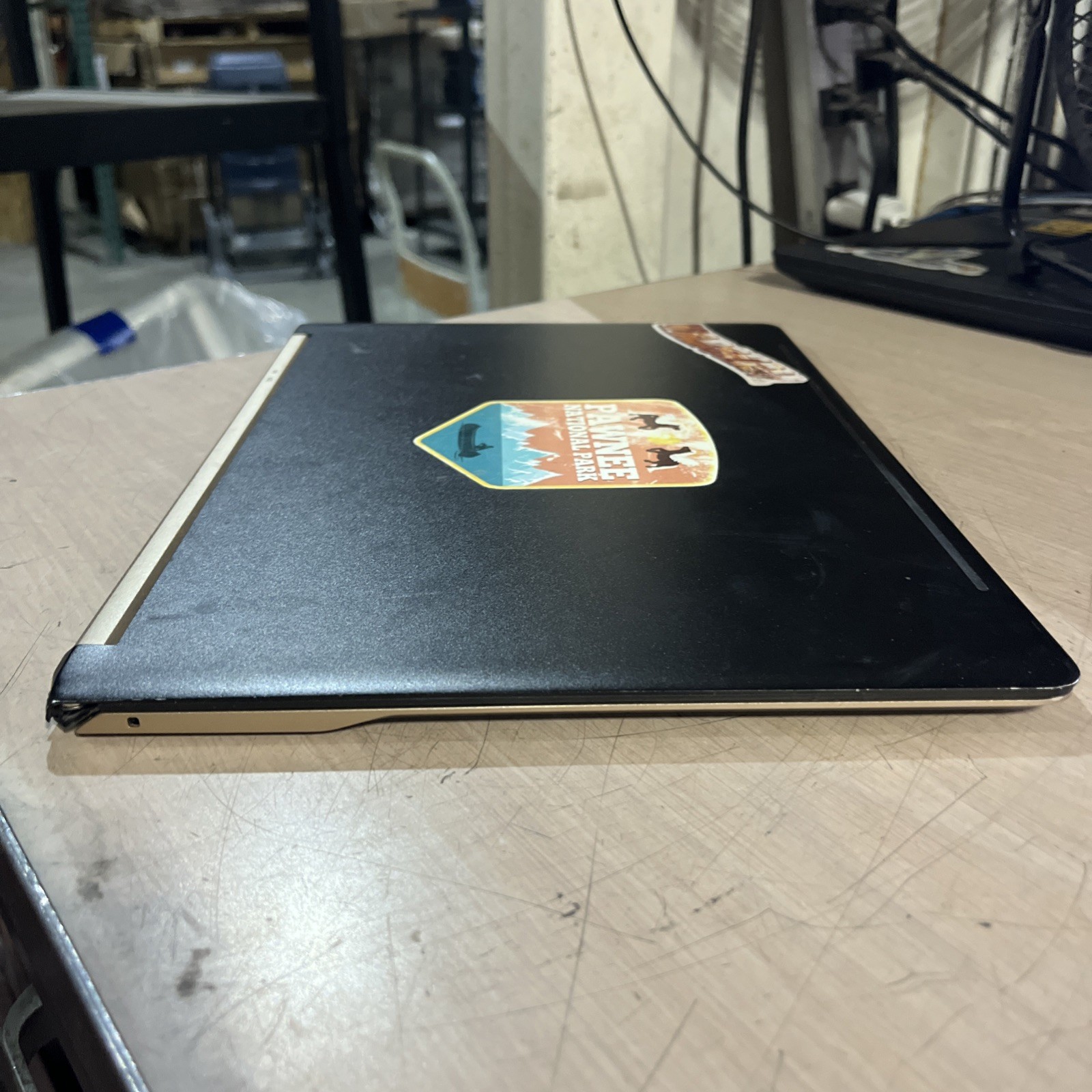 ACER SWIFT 7 N16Q11 I7 8GB RAM NO HD