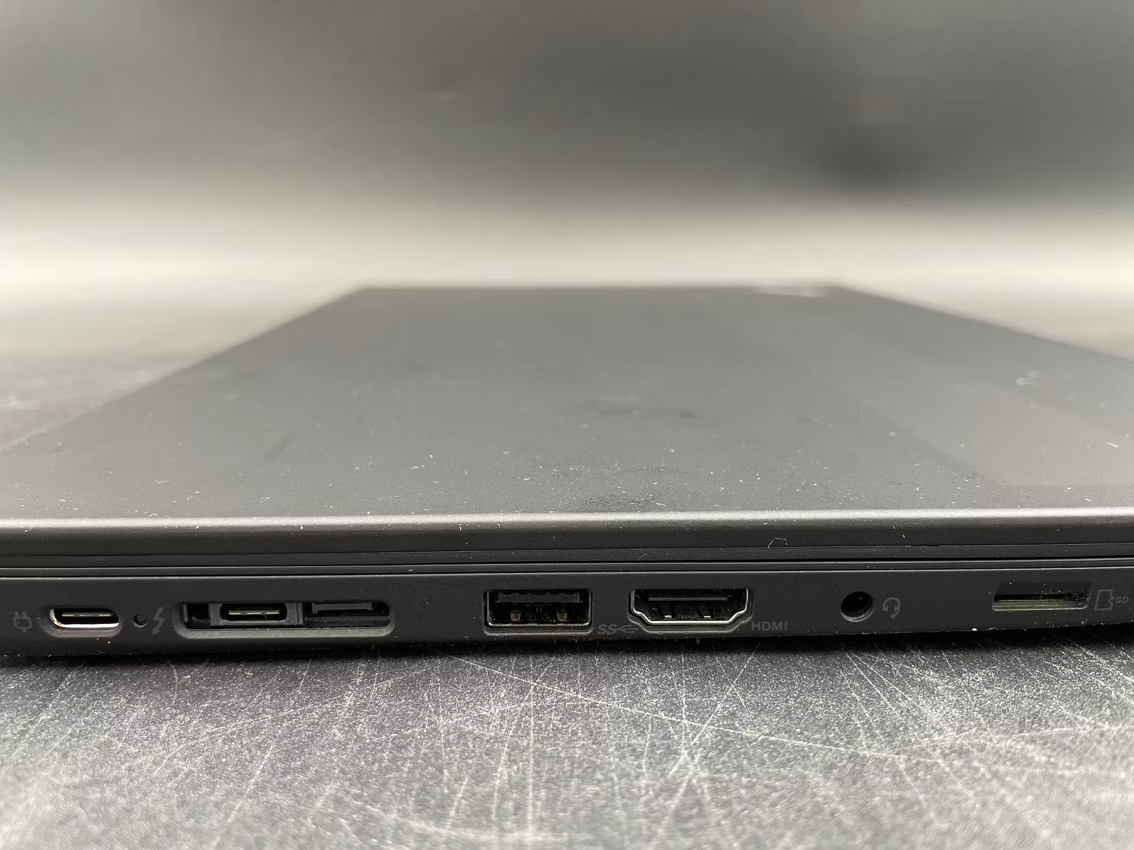 LENOVO ThinkPad T14 Gen 1 Used (i7-10510U CPU @ 1.80GHz-16GB-512GB NVMe)