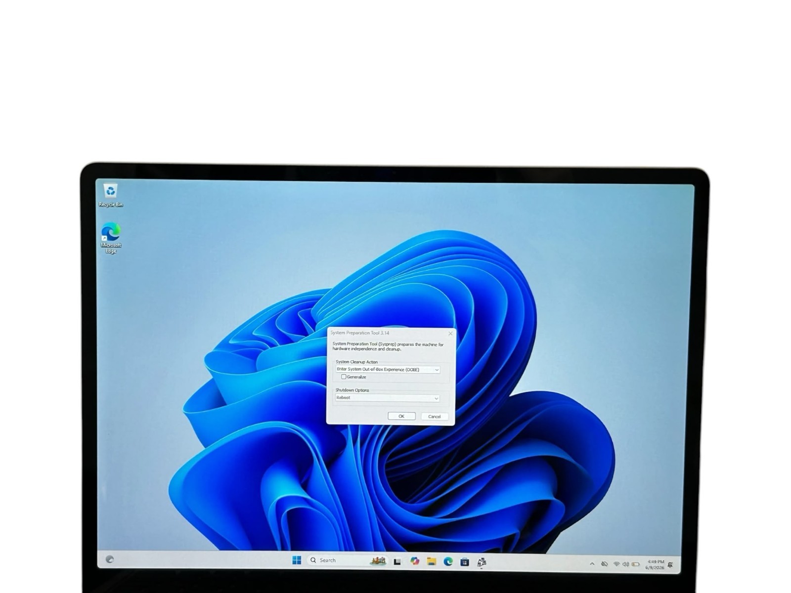 Microsoft Surface Go Model 1943 Laptop – Core i5-1035G1 – 4GB RAM – 64GB SSD