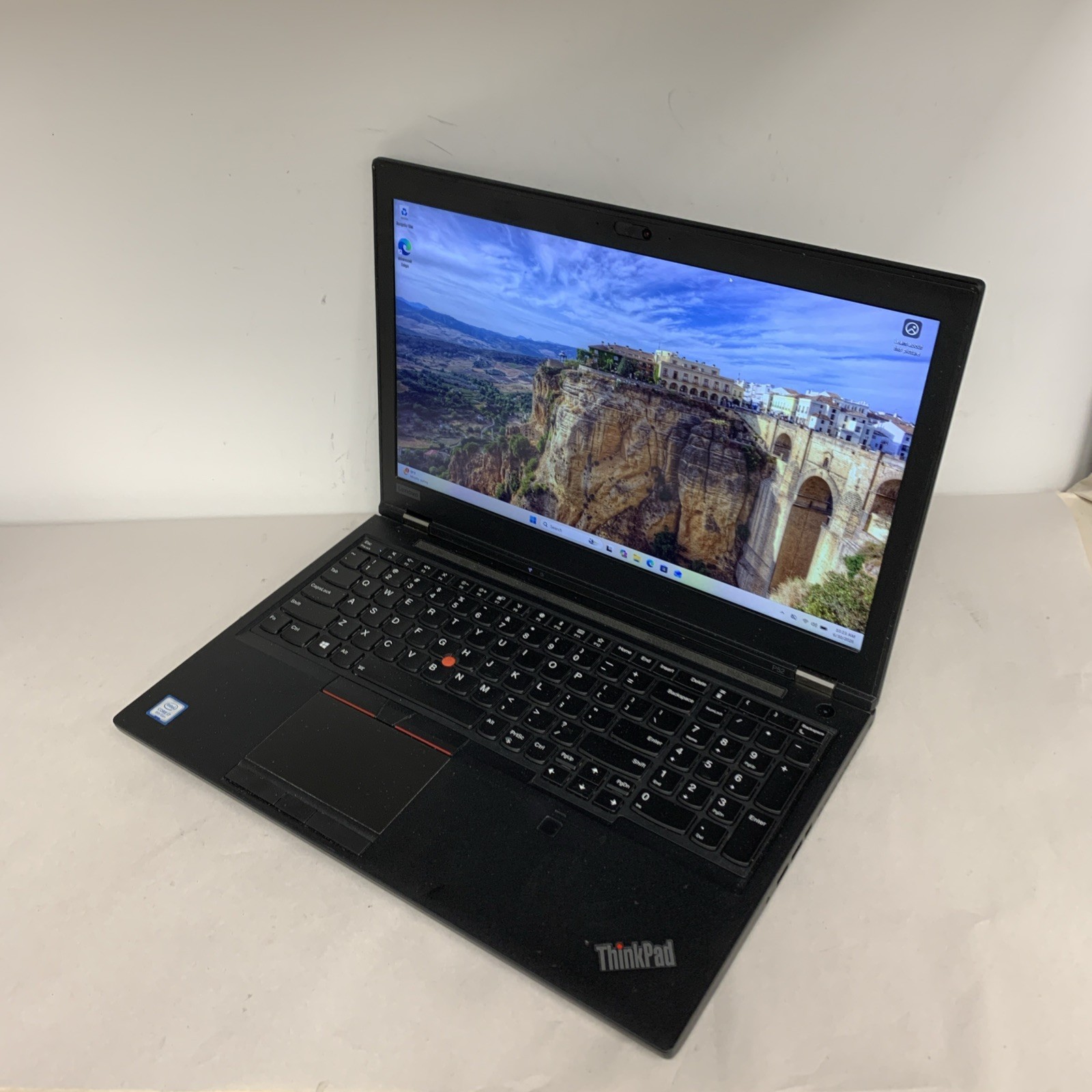 Lenovo ThinkPad P52 i7-8750H 16GB RAM 128GB SSD Win11 Pro NVIDIA Quadro P1000