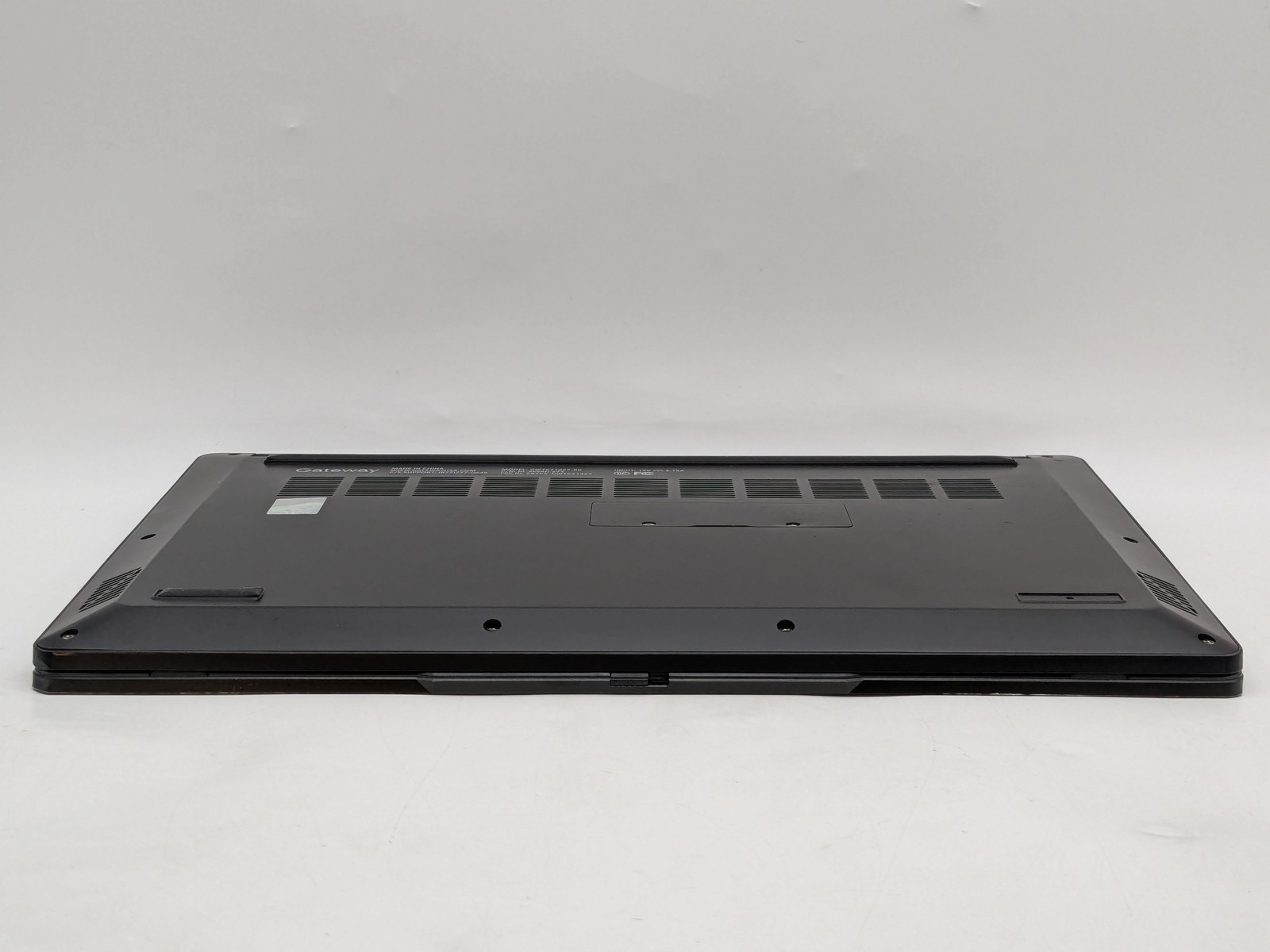 Gateway GWTC71427-BK 14″ FHD Touch I7-1255U 512GB SSD 8GB W11 Webcam FP Reader
