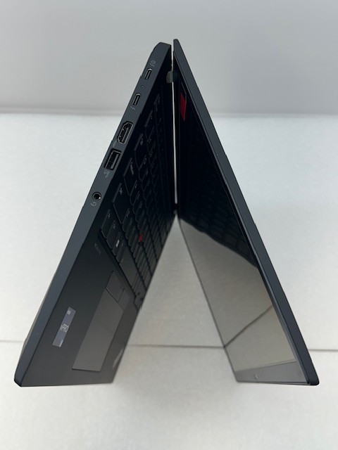 Lenovo ThinkPad T14s Gen 4 14″ 2.8K OLED i7-1370P 32GB 512GB SSD LTE – ADP WTY