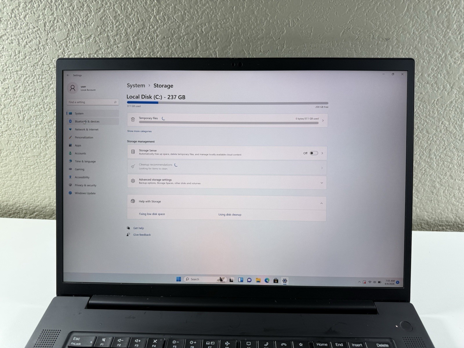 Lenovo ThinkPad P1 Gen 4 T1200 GPU 16″ i7-11850H 4GB RAM 256GB Win 11 Pro Read”
