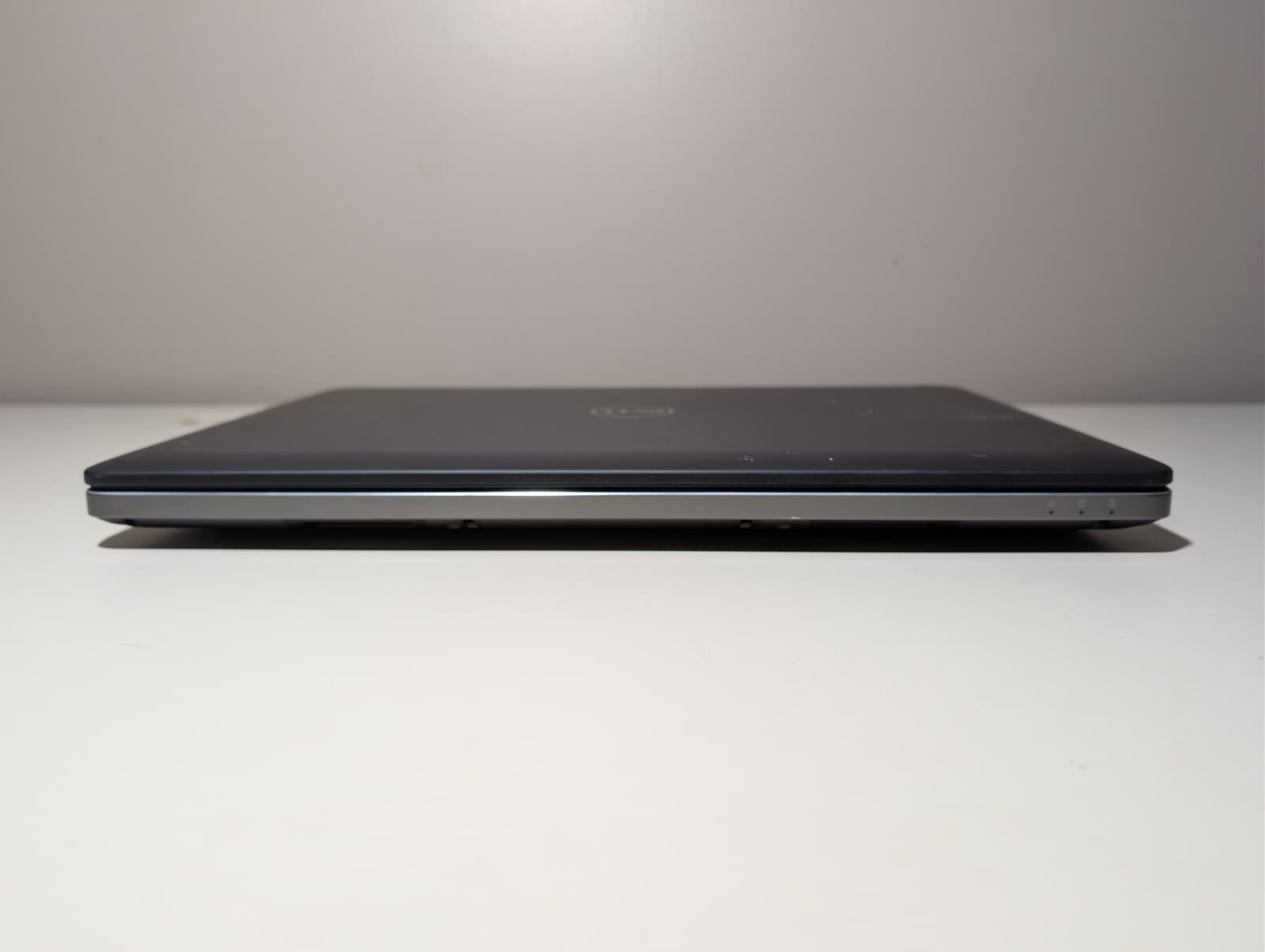 Read! Dell Precision 7520 TouchScreen | i7 7th Gen NO RAM NO SSD | AS-IS