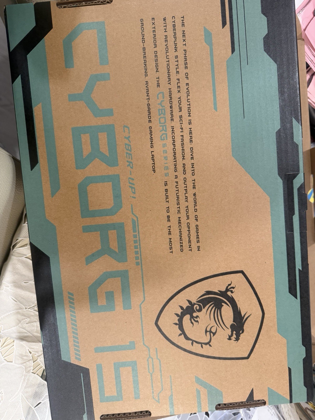 MSI Cyborg 15 A13VE Gaming Laptop i7-13620H RTX 4050 16GB 1TB SSD 144Hz READ