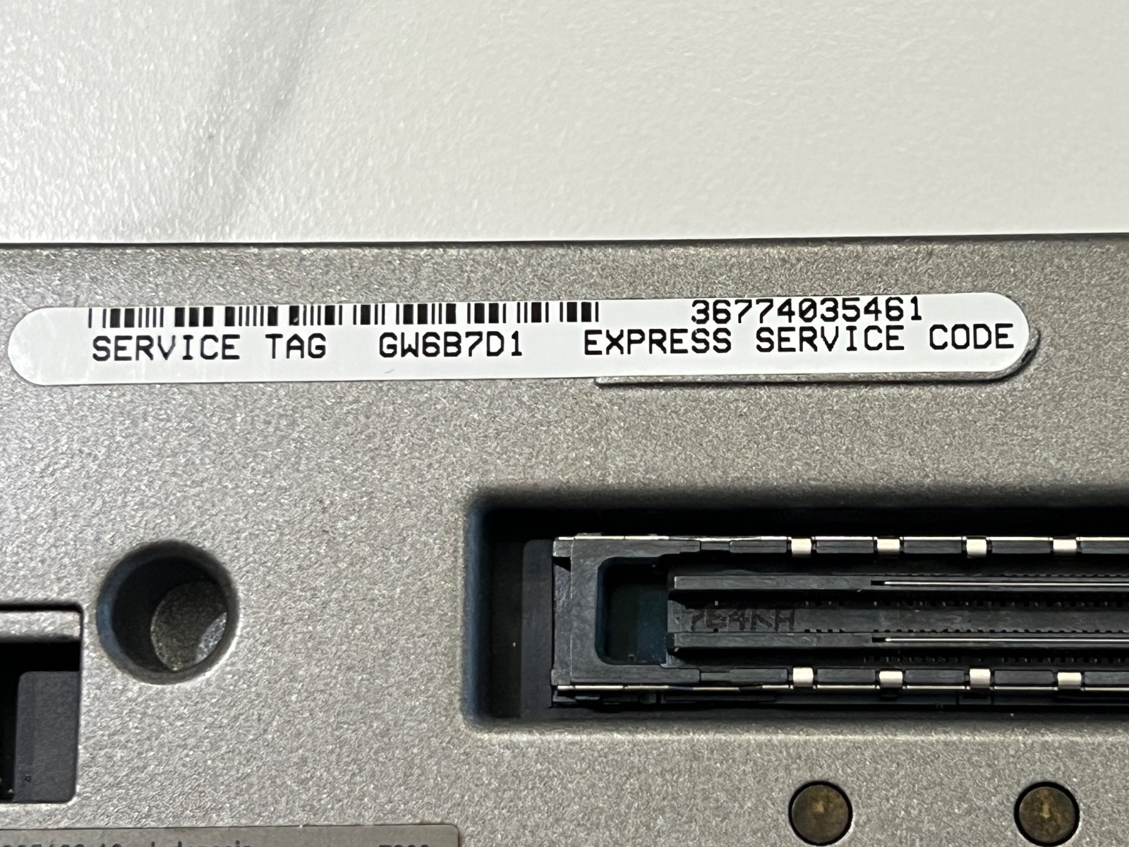 DELL LATITUDE D420 INTEL CORE DUO 1.2GHz 1.5GB RAM – No HDD – Battery Good