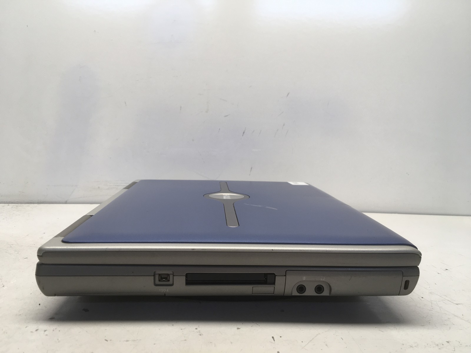 Dell Inspiron 8600 Intel Pentium M 1.4GHz 512 MB NO HDD No Batt
