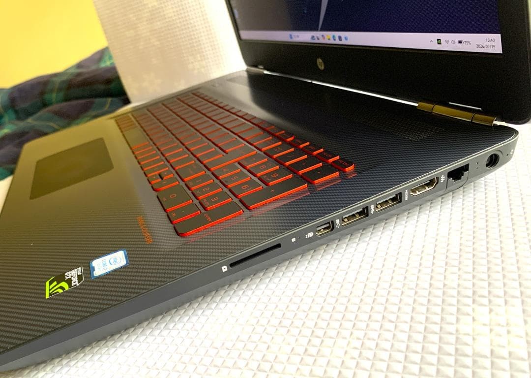 HP OMEN 15-w204TX Gaming Laptop Intel Core i7 NVIDIA GeForce GTX 1050Ti 16GB RAM