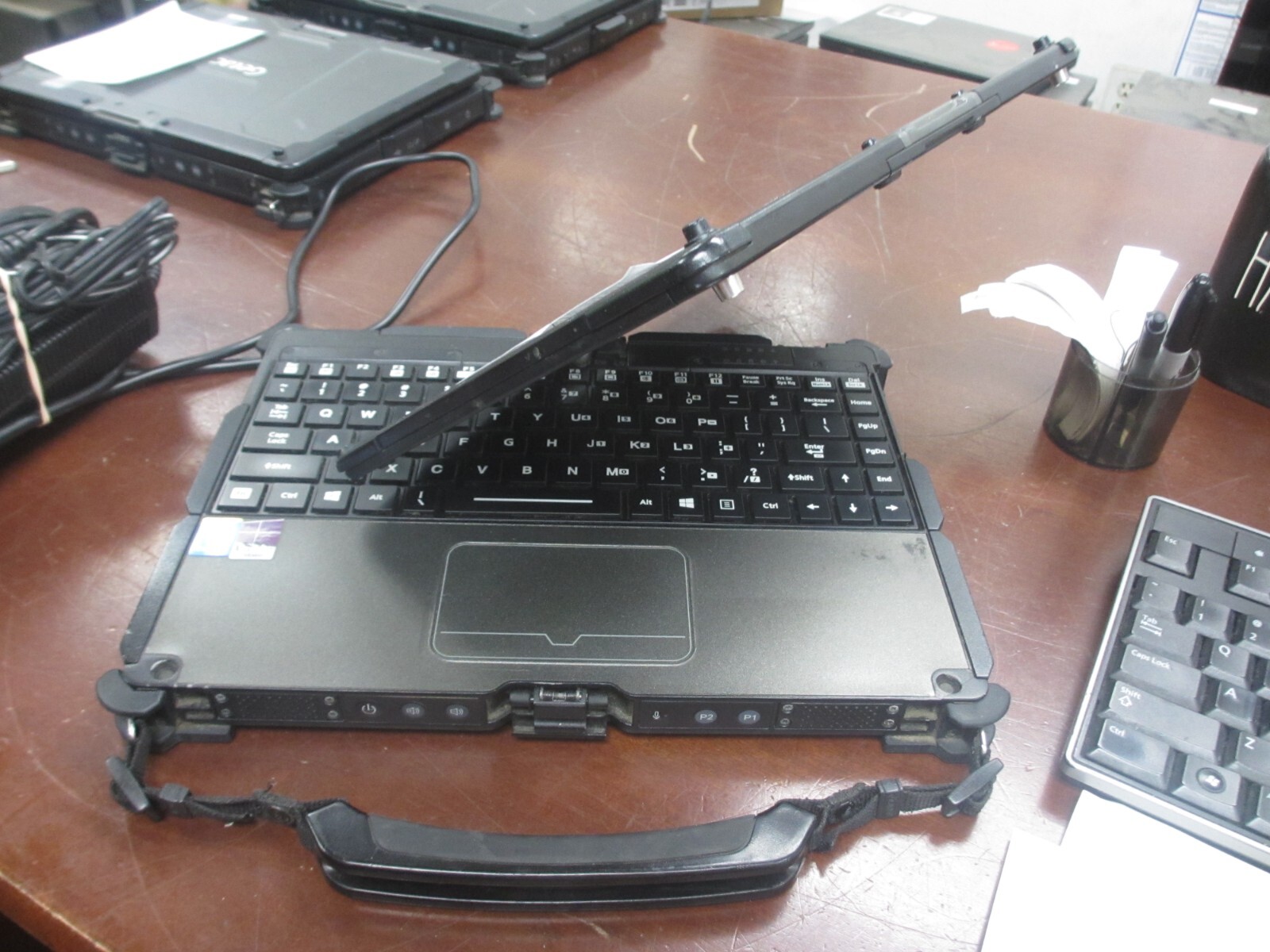 Getac V110 G2 i5 5200U 2.20GHZ 4GB Web-Cam Laptop [NO HDD/CADDY/OS/AC/Pen]******