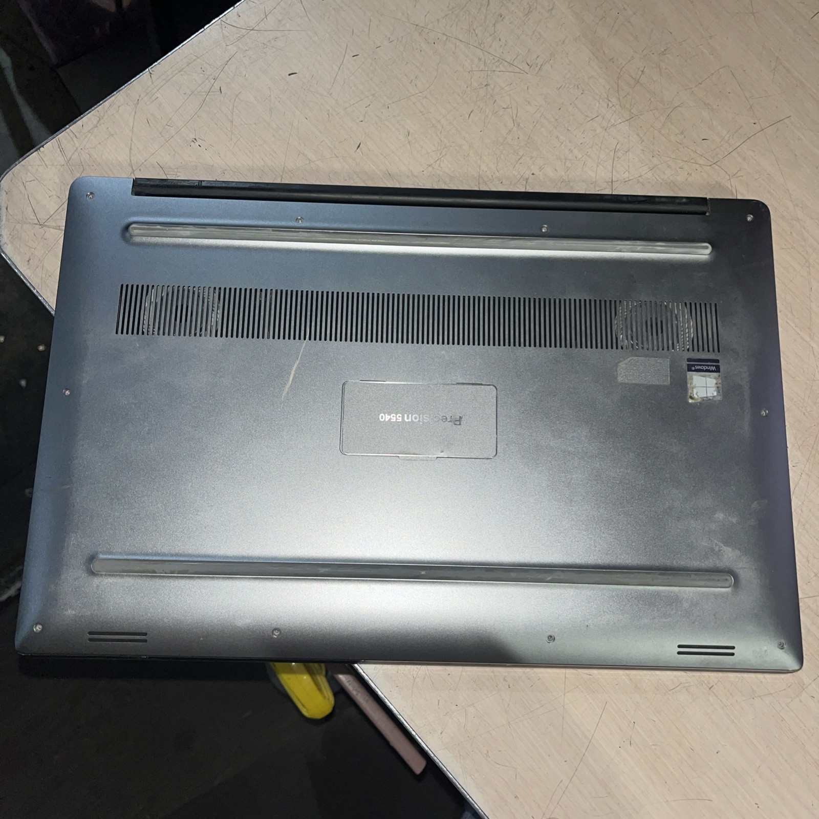 DELL PRECISION 5540 I9-9980HK 2.40GHZ 16GB RAM NO HD