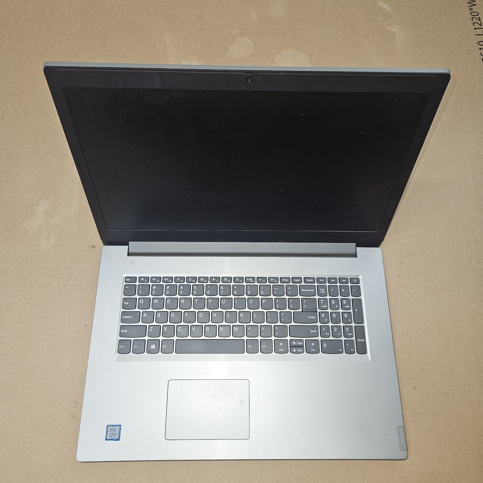 Lenovo IdeaPad 330-17IKB 17.3″ i3-8130U 8th Gen FOR PARTS NO RAM/HDD BAD SCREEN