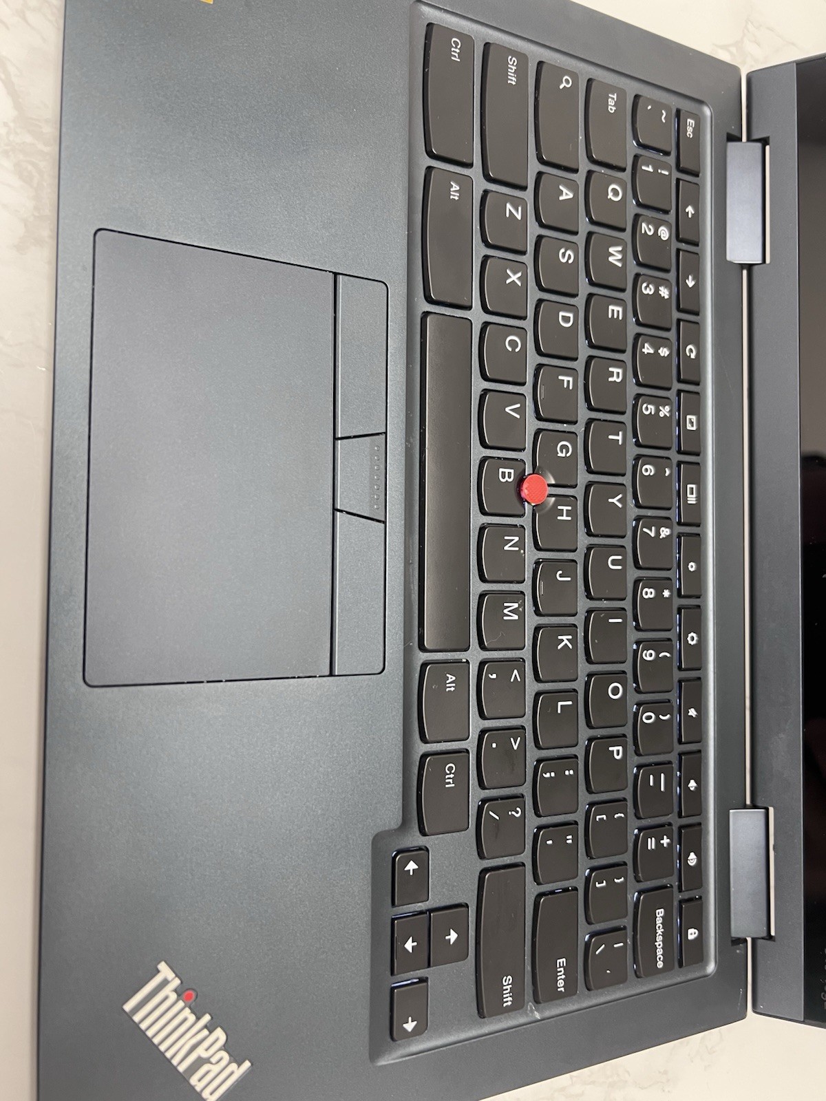Lenovo ThinkPad C13 Yoga 13in Athlon Gold 4GB 32GB 2-in-1 Blue + SD Card