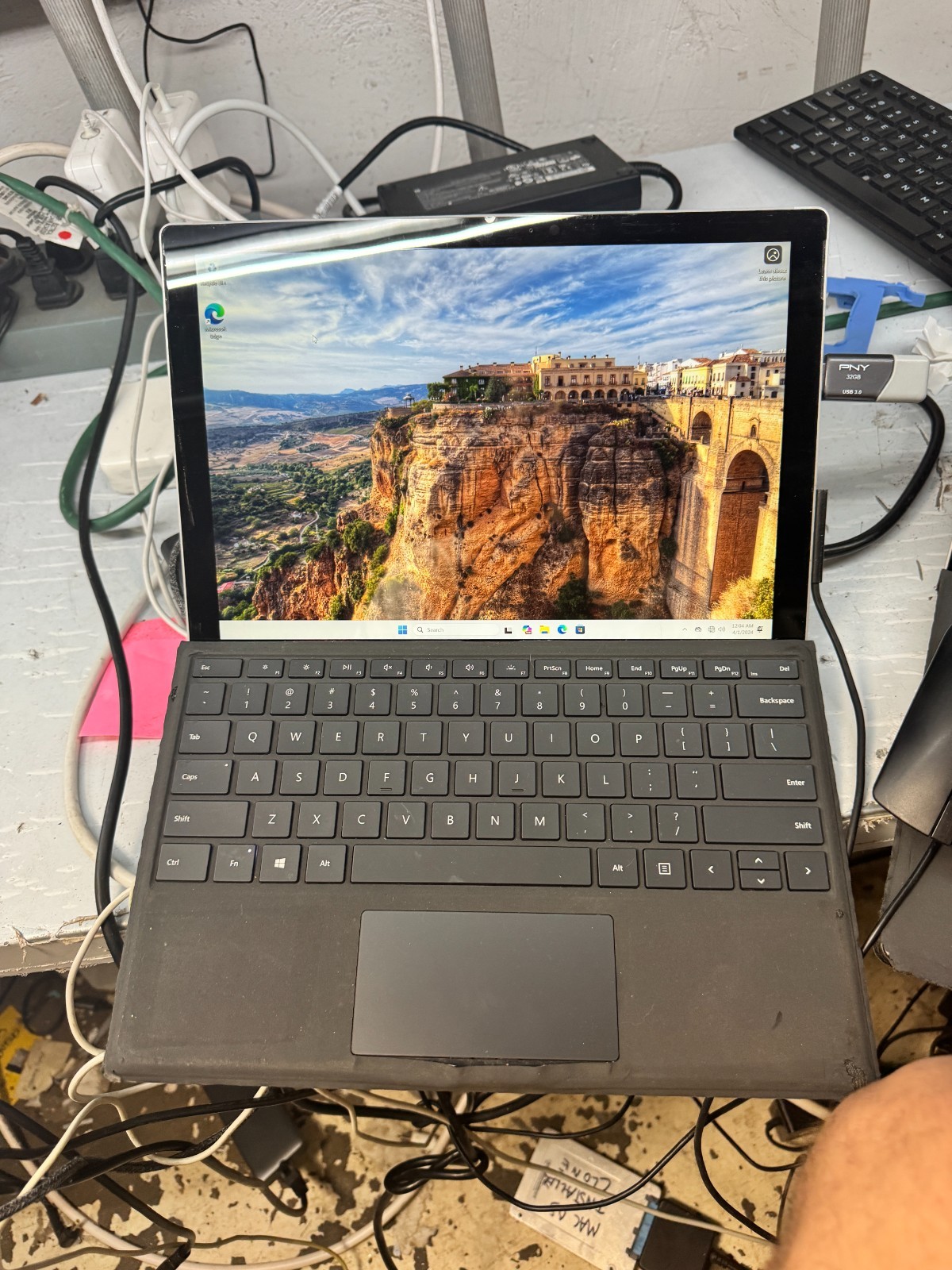 Microsoft Surface Pro m3-7Y30, 4GB RAM, 120GB SSD, Win11 PRO #6609