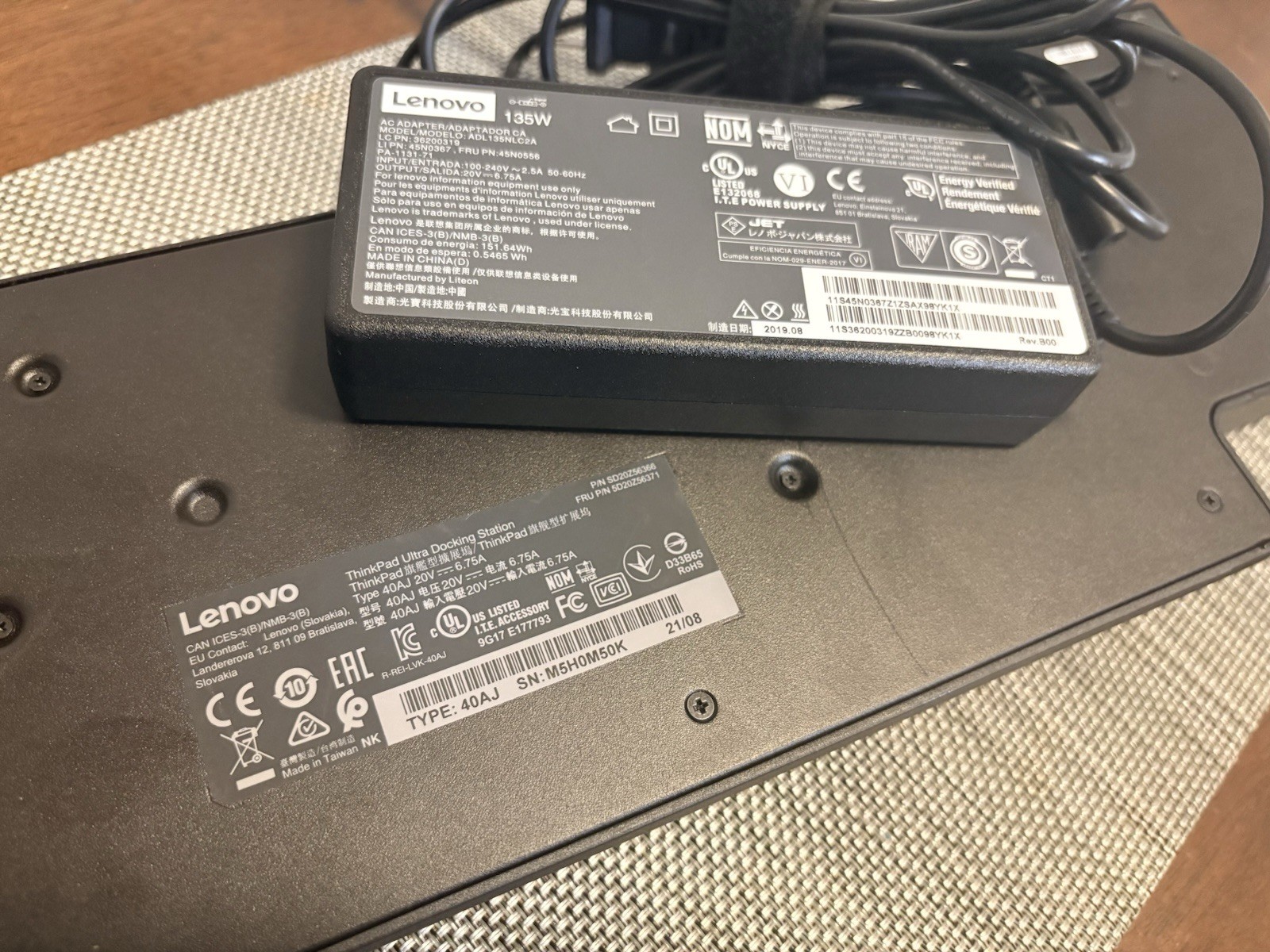 Lenovo ThinkPad T490 14.1″ i5-8265U 1.6Ghz 16GB Battery & Extras *NO SSD OR OS*