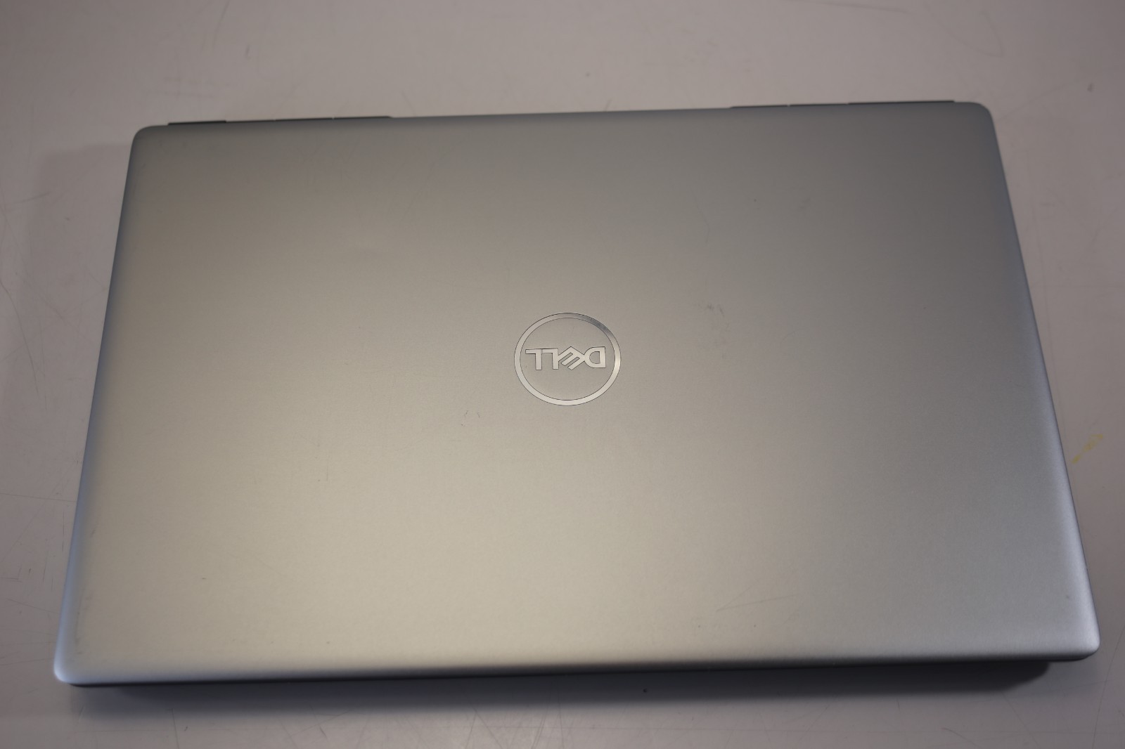 Dell Precision 7560 15.6″ Core i9-11950H 32GB 256GB Nvidia RTX A3000 Win 11P