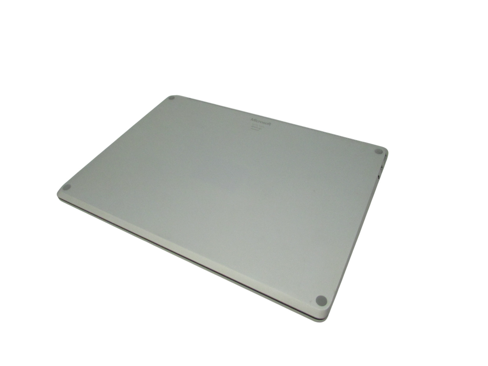 Microsoft Surface Laptop 2 1769 13.5″ i7-8650U 1.9GHz 16GB 512GB SSD No OS/AC