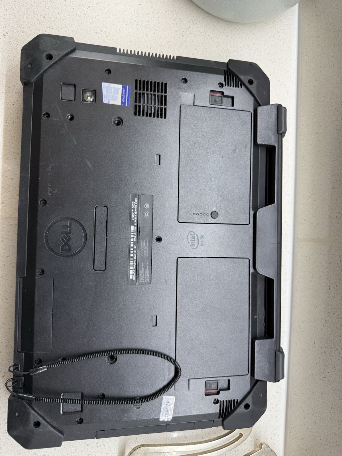 Dell 7212 Rugged Extreme 14″ Laptop W/iKey Keyboard!!!!