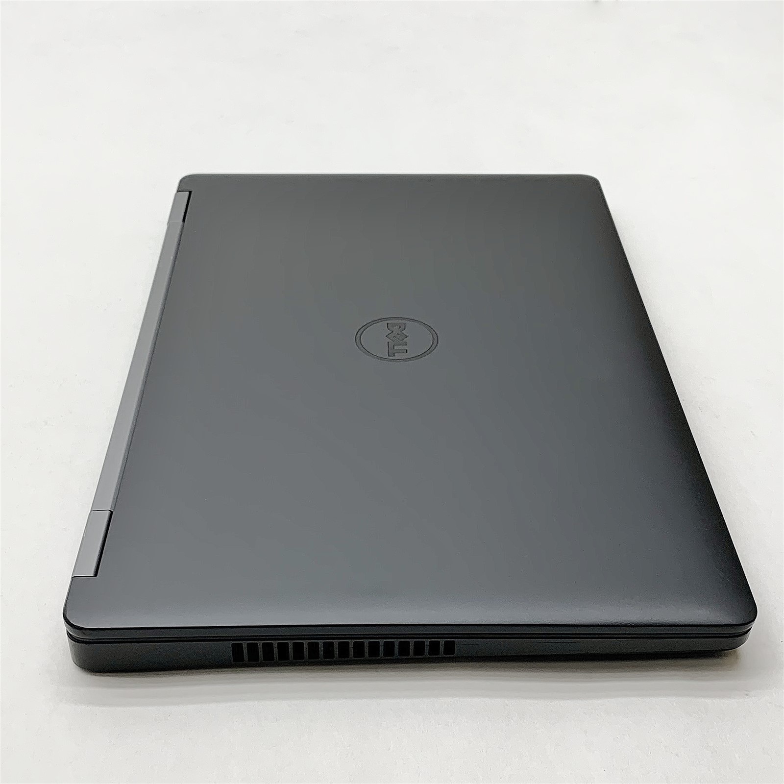 Dell Latitude E5570 Laptop Intel i7 6820HQ 2.70GHZ 15.6″ 16GB RAM NO HDD Parts
