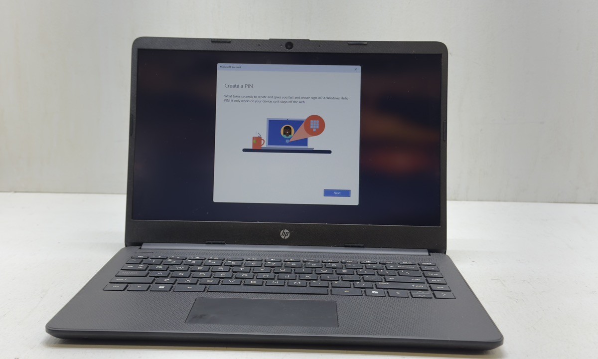HP 14-DQ3210 14” Touch Laptop Intel Celeron N4500 4GB DDR4 64GB eMMC