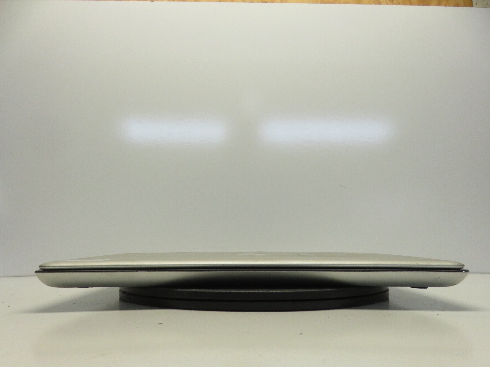 Dell XPS L511Z Intel i7-2620M 2.7GHz 8 GB NO HDD No Batt
