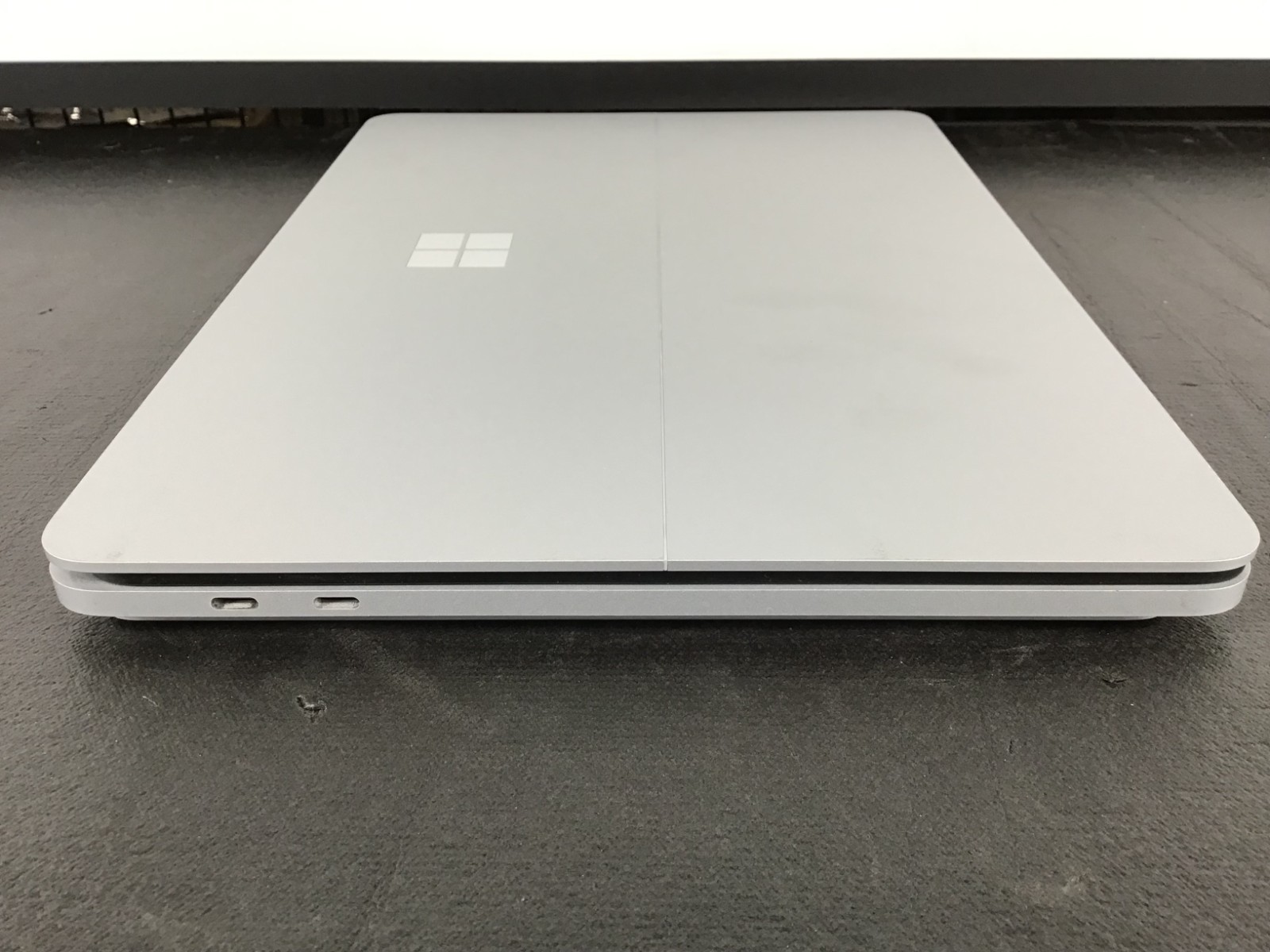 Microsoft Surface Studio 1964 14.4″ i7-11370H CPU 32GB RAM 1TB NVMe RTX 3050 ~