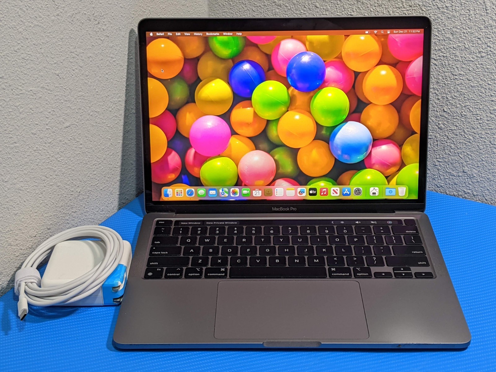 Apple MacBook Pro A2338 (2020) 13.3″ M1 8CPU/8GPU 3.2GHz 8GB 256GB SSD MYDA2LL/A