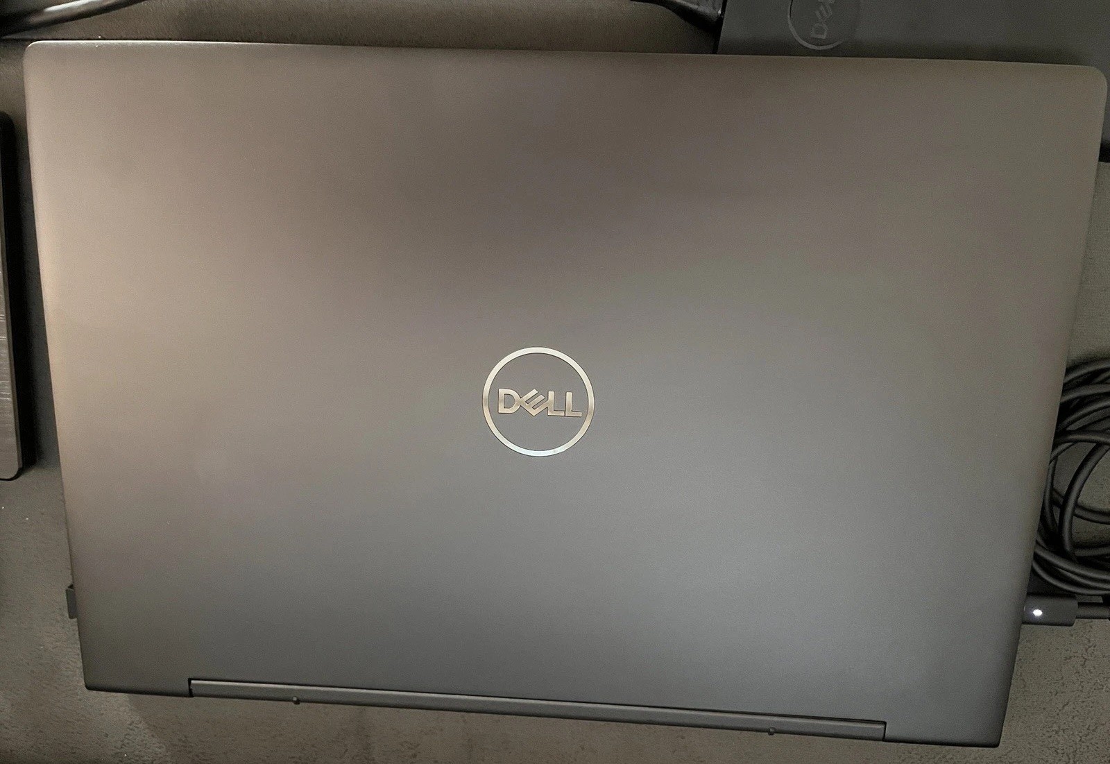 Dell Inspiron 7591 2in1 15.6 inch i7-10510U 4K Display TOUCH STYLUS 32Gb 512Gb