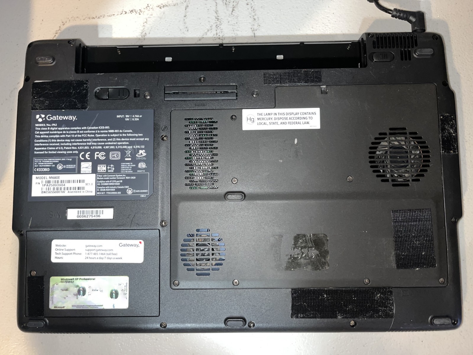 Gateway PA2 17.1″ Laptop M680E Intel Centrino Pentium M770 2 GB Ram NO HDD