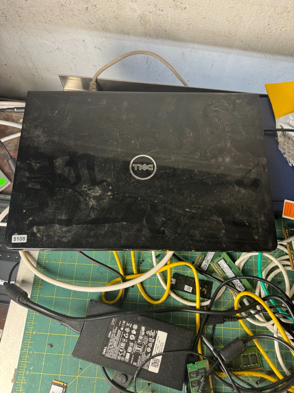 DELL INSPIRON 5558 Core i3-4030U 6GB RAM 500GB HDD 15.6″ Laptop for Repair #5108