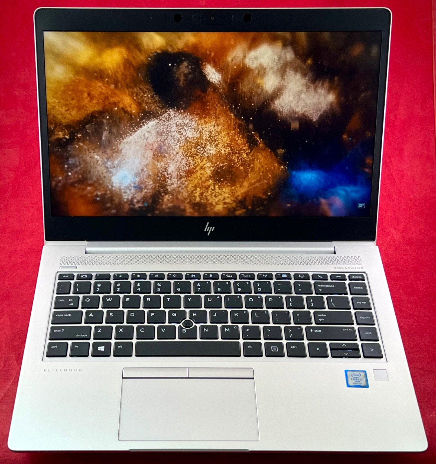 NEAR MINT HP ELITEBOOK 840 G6 14″ FHD DISPLAY INTEL i7-8665U 256GB 8GB, 3 CYCLES