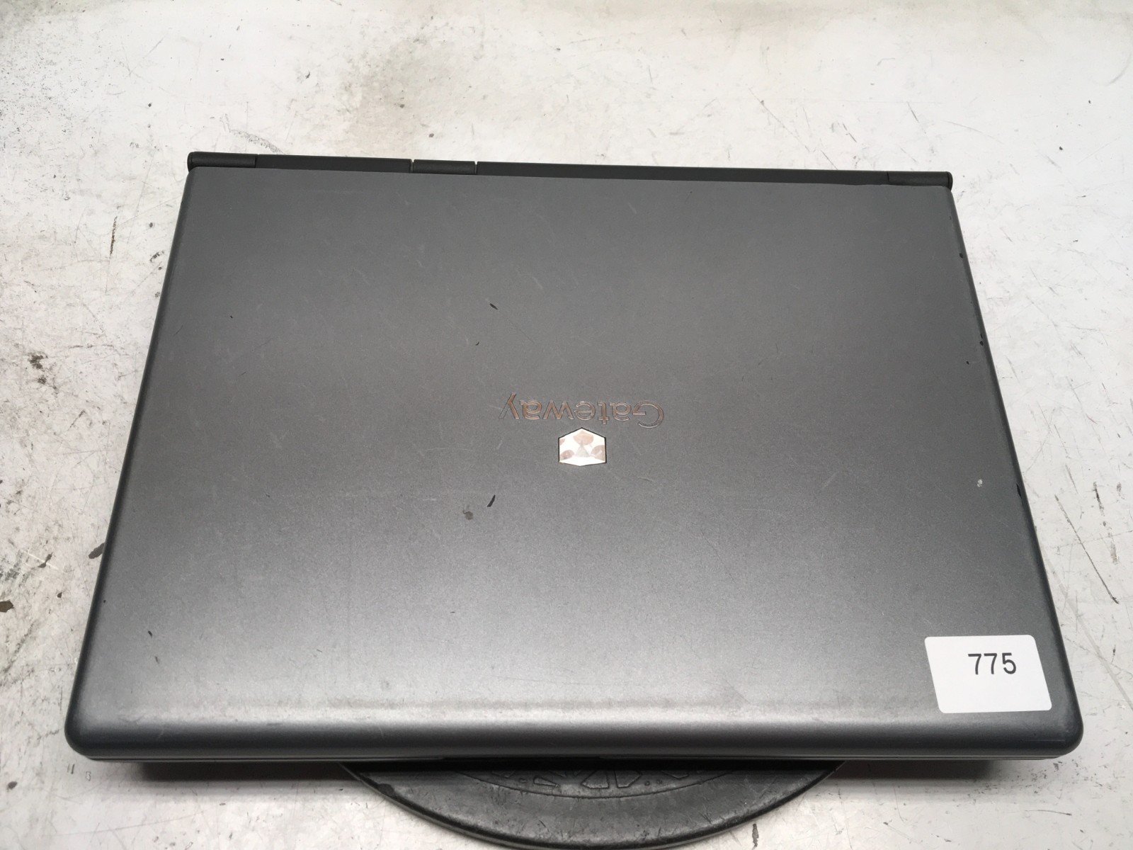 Gateway W350A AMD Turion 64 X2 TL-60 2000MHz 1662 MB NO HDD