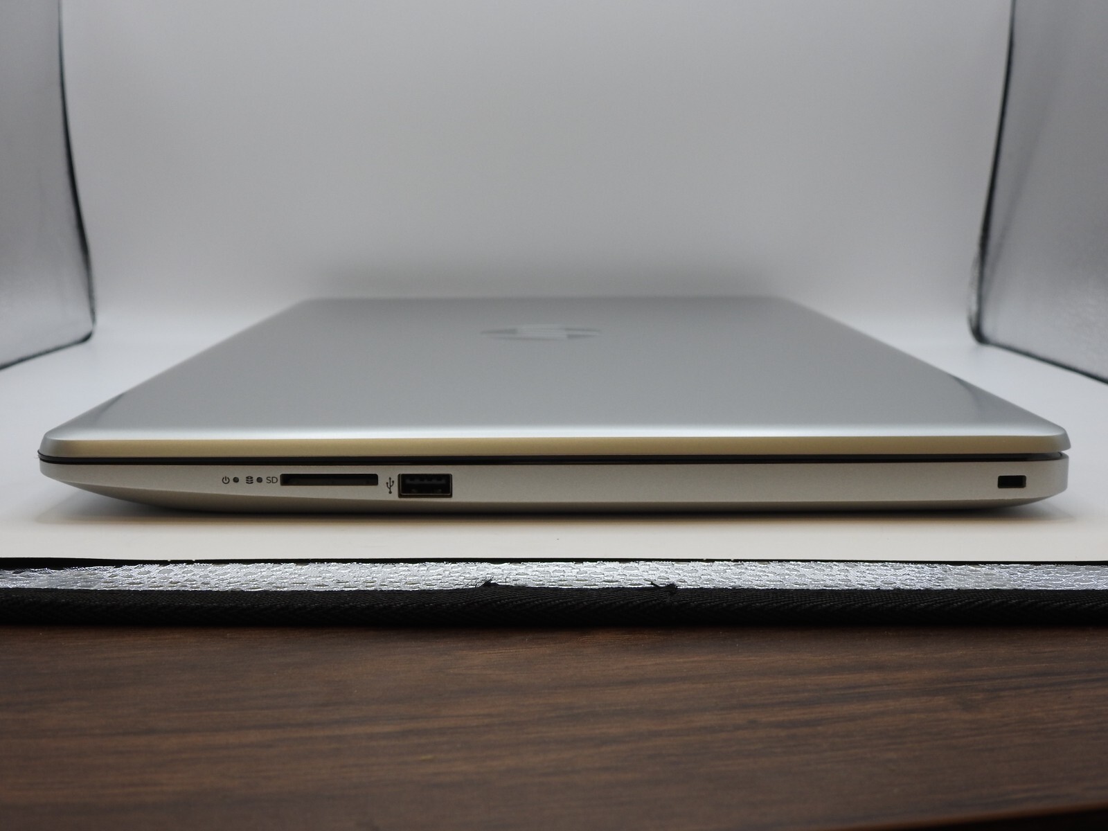 HP 17-BY4013DX 17.3″ Laptop – *OPEN BOX* MINT CONDITION