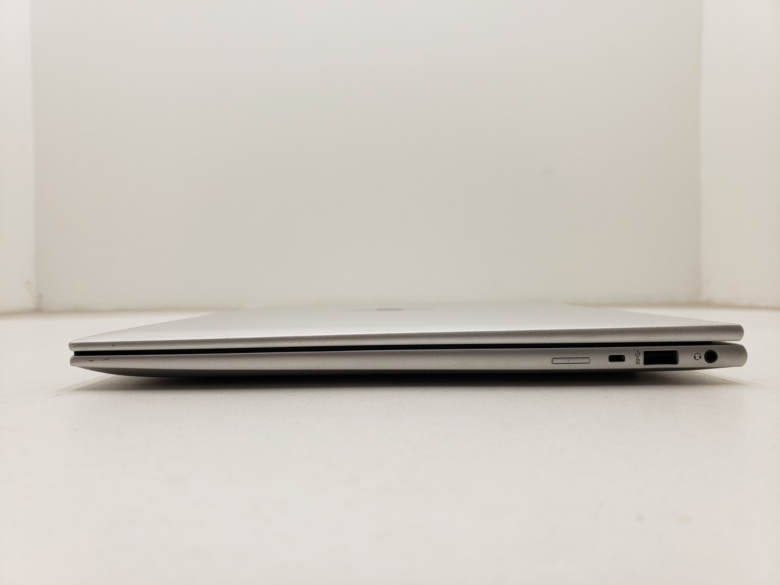 HP EliteBook 860 G9 16″ Intel i5-1235U 16GB RAM 256GB SSD Windows 11 Laptop PC.
