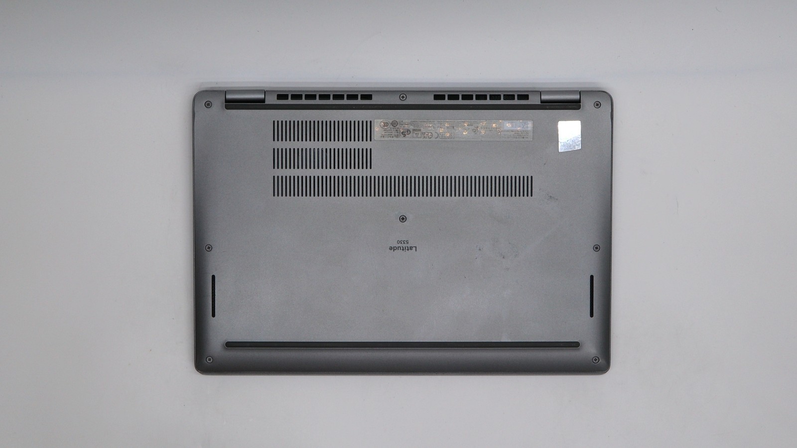 Dell Latitude 5330 13″ i7-1265u 16GB 512GB – Excellent