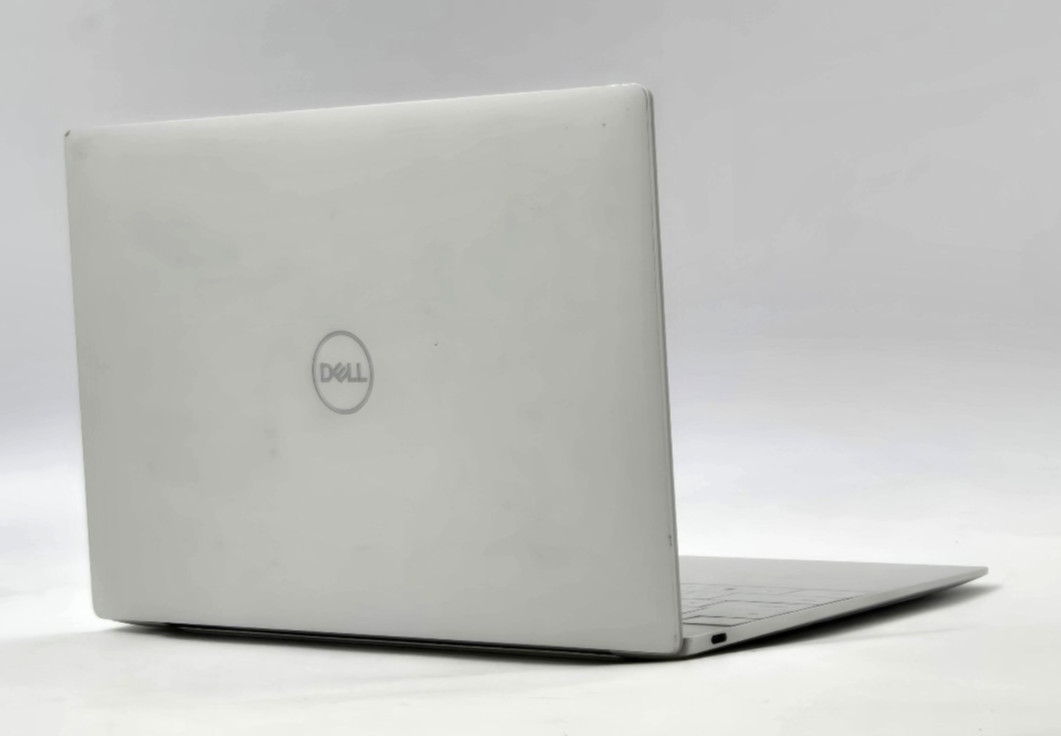 Dell XPS 9320 Laptop Touch PC Intel i7-12th 32GB RAM 512GB NVMe Win11 Pro Webcam