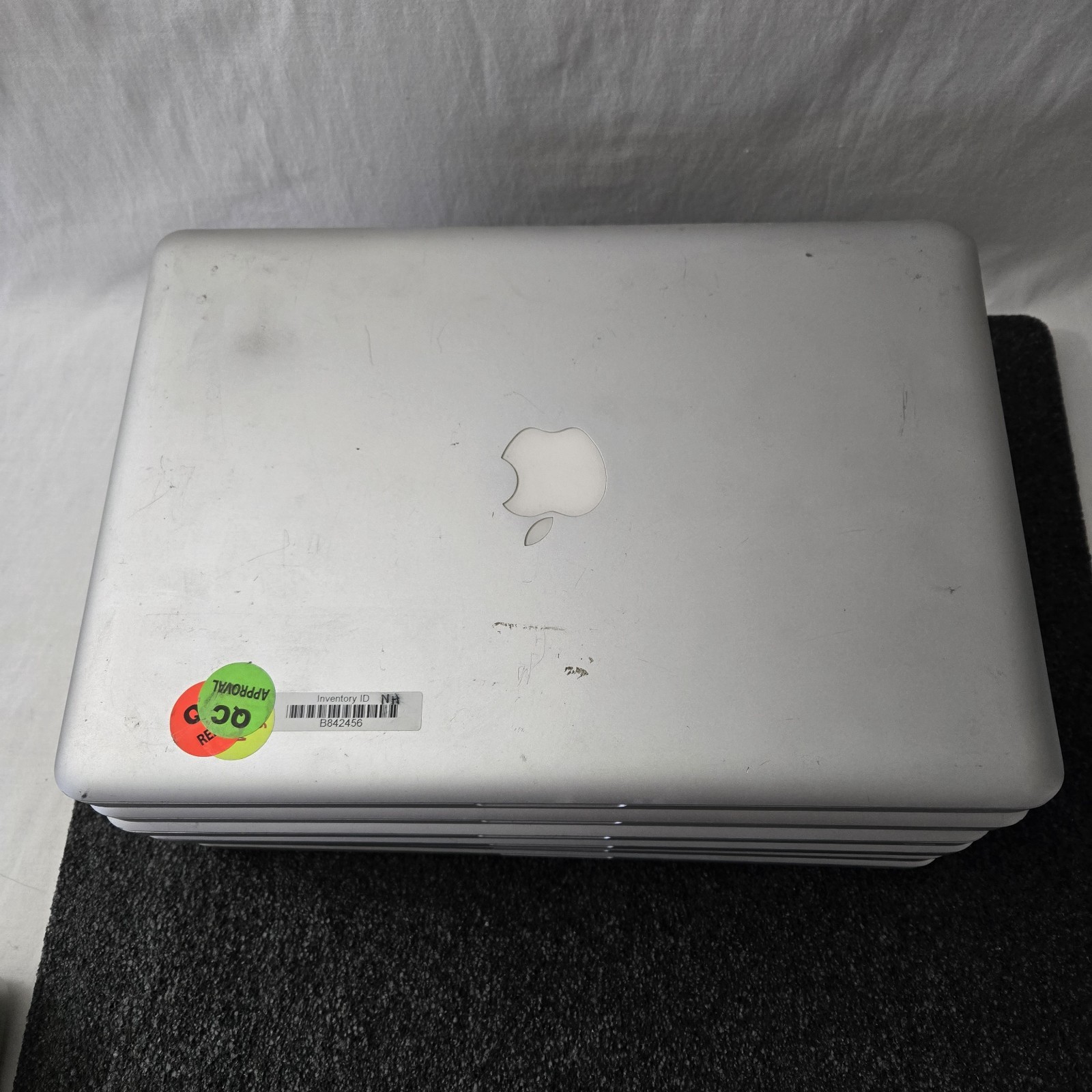 Lot of (9) Apple MacBook Pro A1278 Core 2 Duo 2.26GHz – Mixed Ram & HDD – PARTS